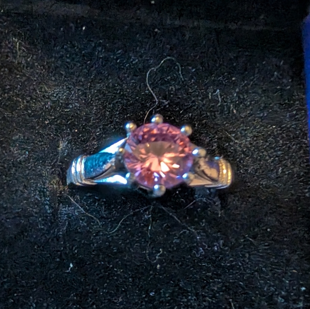 Elegant Pink moissanite Sterling Silver Ring Size 6